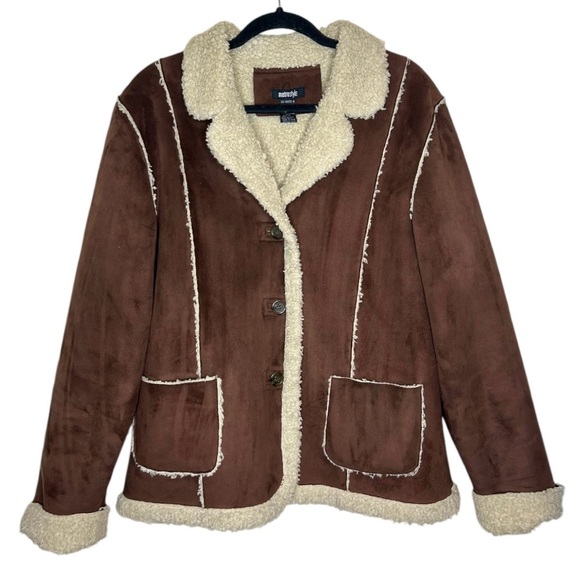 metrostyle Jackets & Blazers - Y2K Metrostyle Pennylane Vintage Brown Faux Suede Sherpa Lined Coat Size 18